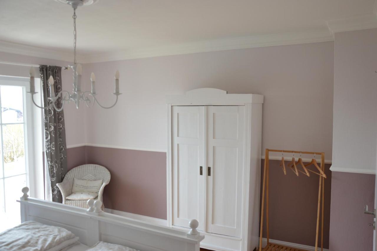 Neukirchen vorm Wald Stilvolles Apartment "Romantic" מראה חיצוני תמונה